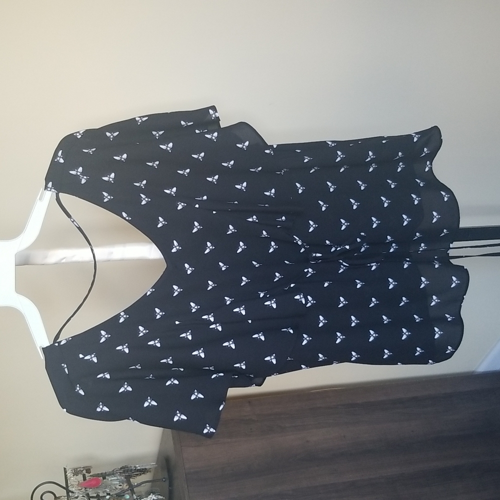 Worthington Women Butterly Pattern Blouse - Black & White - Small